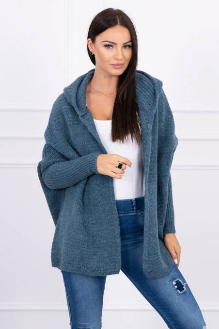 Hooded sweater with batwing sleeve jeans