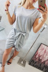 Tied dress with an envelope-like bottom gray