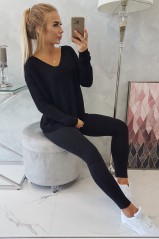 Sweater with V neckline black