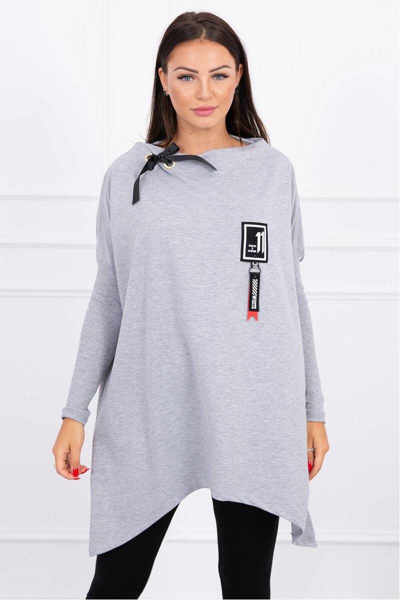 Oversize sweatshirt with asymmetrical sides gray