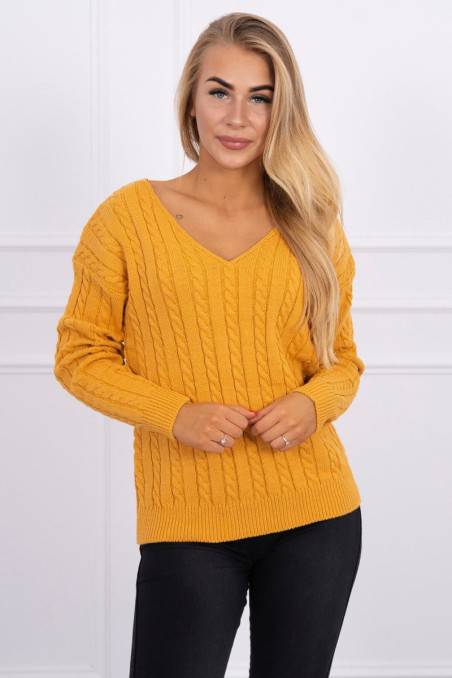 Braided sweater with V-neck mustard