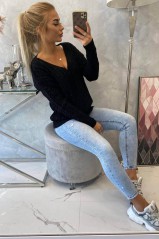 Braided sweater with V-neck black