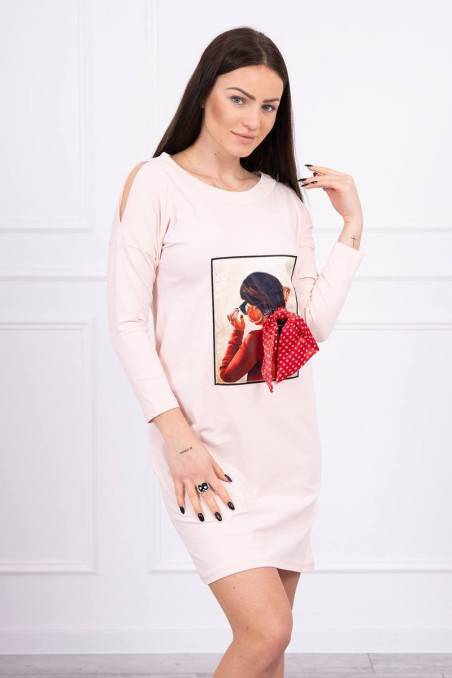Light pink dress with appliqué KES-17072-66817