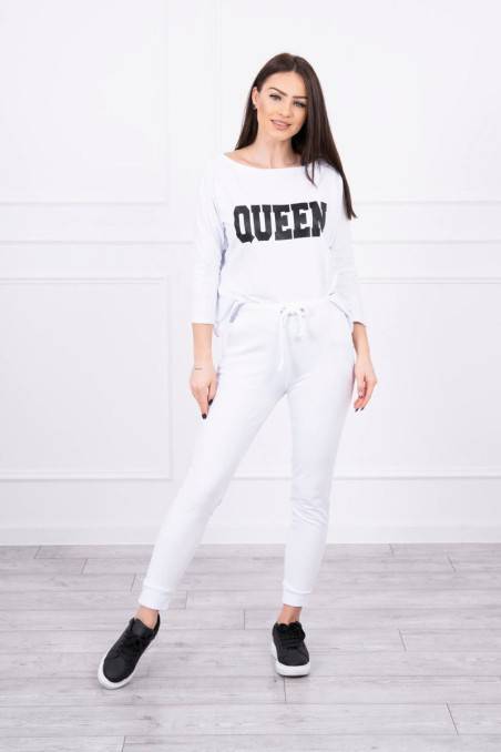 Set with Queen print white