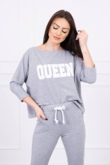 Set with Queen print gray