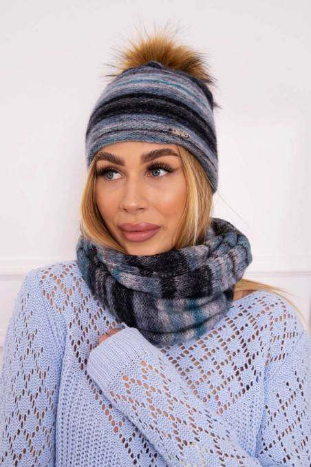 Turquoise two-piece set hat and scarf